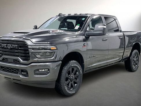 New 2026 RAM 2500 Laramie AWD/4WD image 2