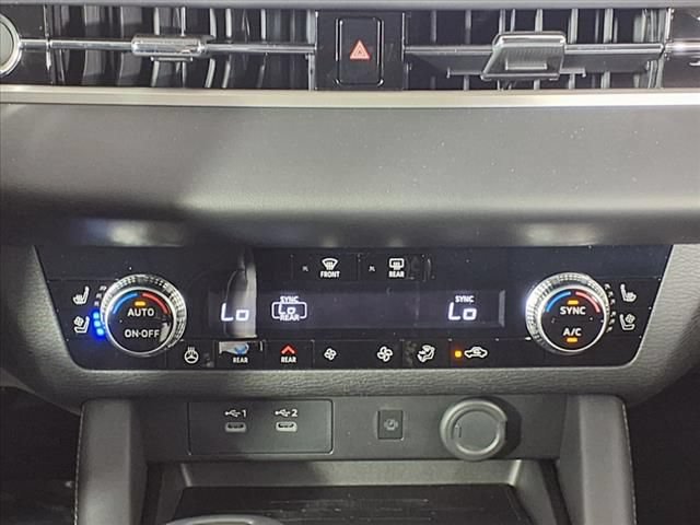 Used 2025 Mitsubishi Outlander SEL FWD image 19