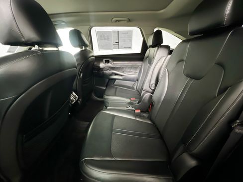 Used 2022 Kia Sorento SX AWD/4WD image 29