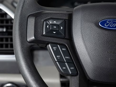 Used 2019 Ford F150 XLT image 29