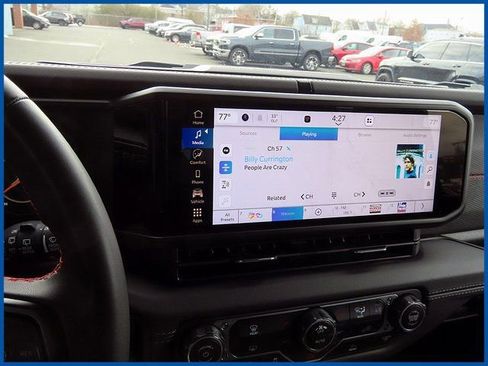 Used 2024 Jeep Wrangler Unlimited Rubicon image 16