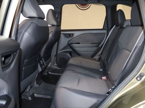 Used 2026 Subaru Forester Premium AWD/4WD image 44