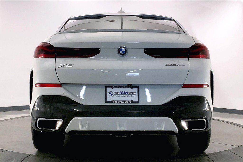 Used 2020 BMW X6 xDrive40i w/ M Sport Package AWD/4WD image 3