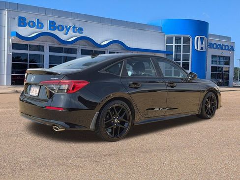 Used 2023 Honda Civic Sport image 5