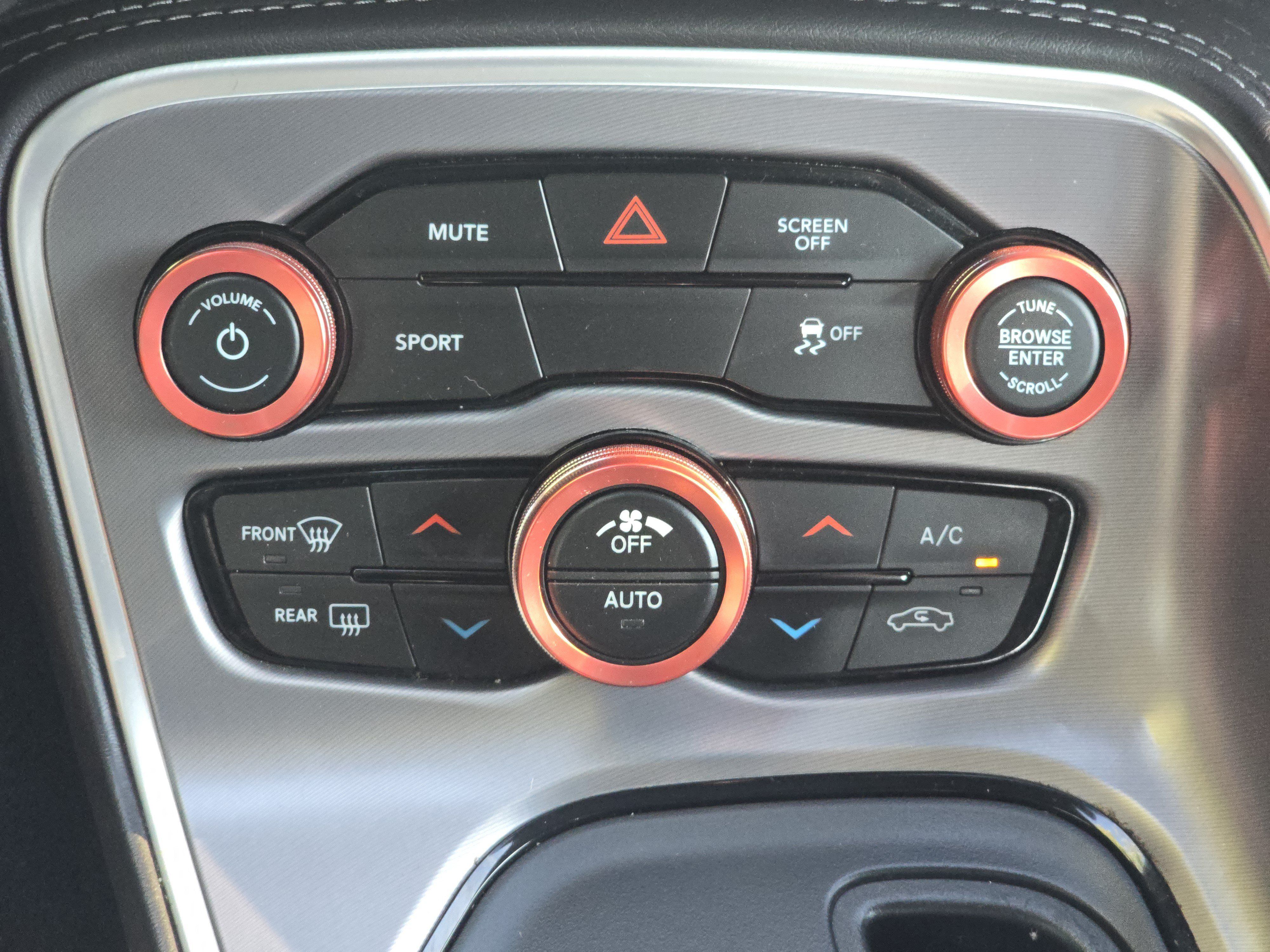 Used 2019 Dodge Challenger SXT RWD image 24