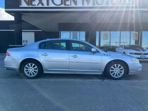 Used 2011 Buick Lucerne CXL w/ Driver Confidence Package image 10
