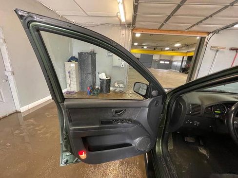 Used 2007 Kia Sorento LX w/ Sport Pkg image 22