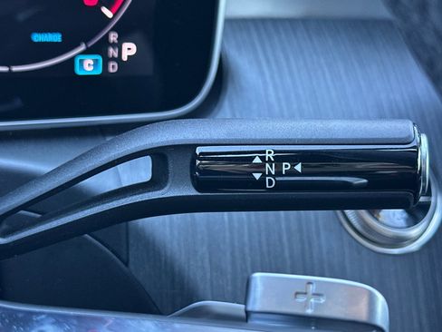 Certified 2025 Mercedes-Benz C 300 Sedan image 23