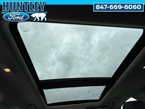 Used 2024 Nissan Rogue SV w/ SV Premium Package AWD/4WD image 16