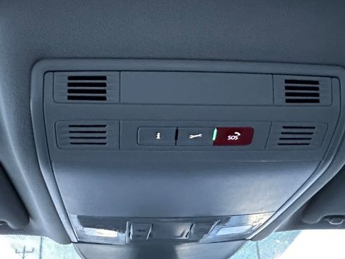 Used 2024 Volkswagen Taos S image 18