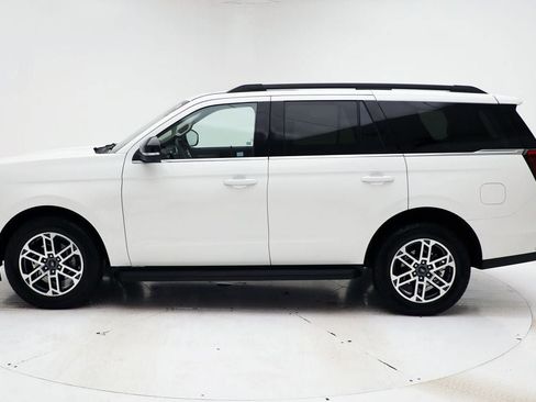 Used 2025 Ford Expedition Active image 6