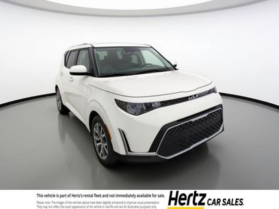 Used 2025 Kia Soul LX w/ LX Technology Package