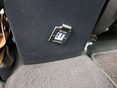 Used 2019 Toyota Corolla LE image 9