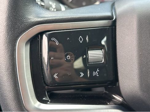 Used 2023 Land Rover Discovery Sport S AWD/4WD image 28