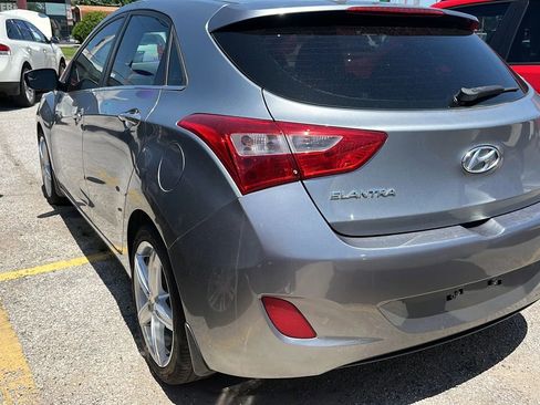Used 2016 Hyundai Elantra GT w/ Option Group 02 FWD image 2