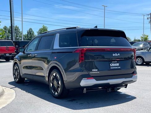 New 2026 Kia Carnival EX FWD image 5