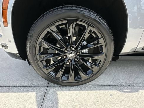 Certified 2026 Cadillac Escalade Platinum Sport AWD/4WD image 18