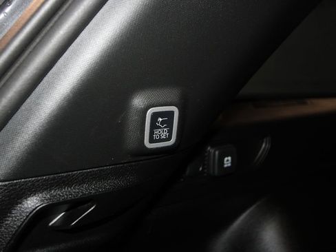 Used 2024 Jeep Grand Cherokee Altitude AWD/4WD image 39