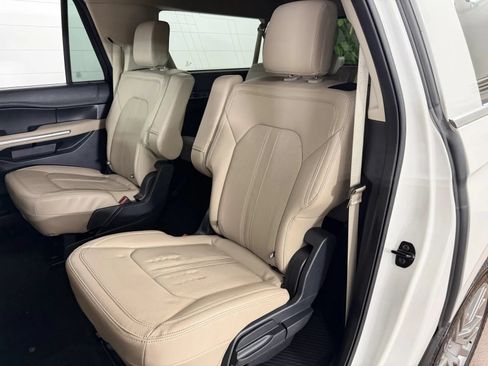 Used 2022 Ford Expedition Max Limited AWD/4WD image 35