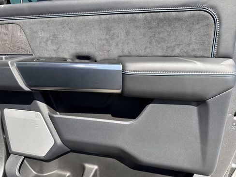 Used 2025 Ford F250 Platinum AWD/4WD image 16