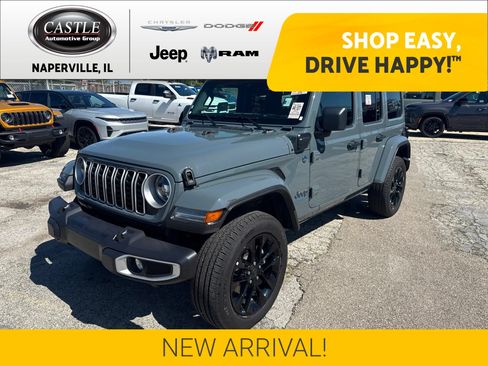 Used 2025 Jeep Wrangler Unlimited Sahara w/ Safety Group AWD/4WD image 1