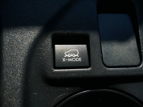 Used 2023 Subaru Crosstrek 2.0i image 31