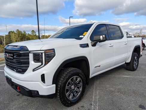 Used 2025 GMC Sierra 1500 AT4 image 64