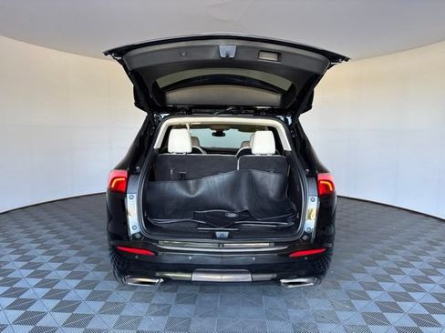 Used 2023 Buick Enclave Essence AWD/4WD image 27