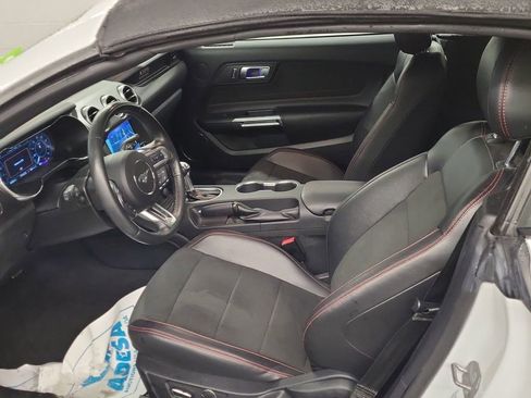 Used 2019 Ford Mustang GT Premium w/ Equipment Group 401A image 9