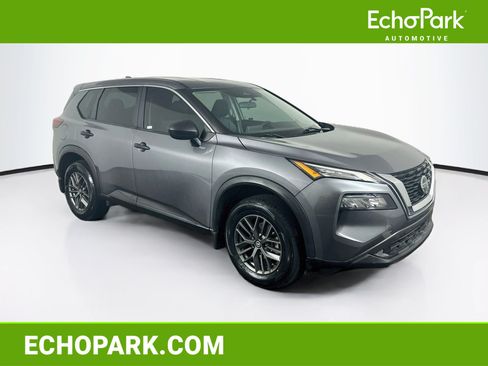 Used 2021 Nissan Rogue S FWD image 1