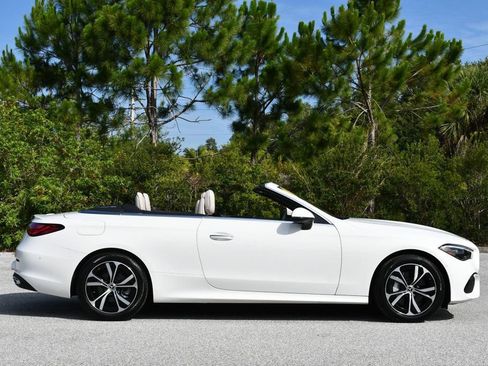 Used 2024 Mercedes-Benz CLE 300 4MATIC Cabriolet image 45