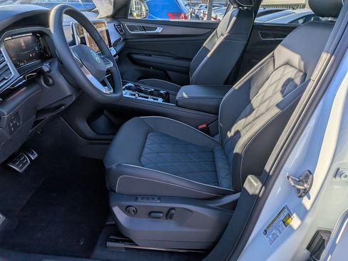 New 2026 Volkswagen Atlas Cross Sport SEL Premium R-Line image 15