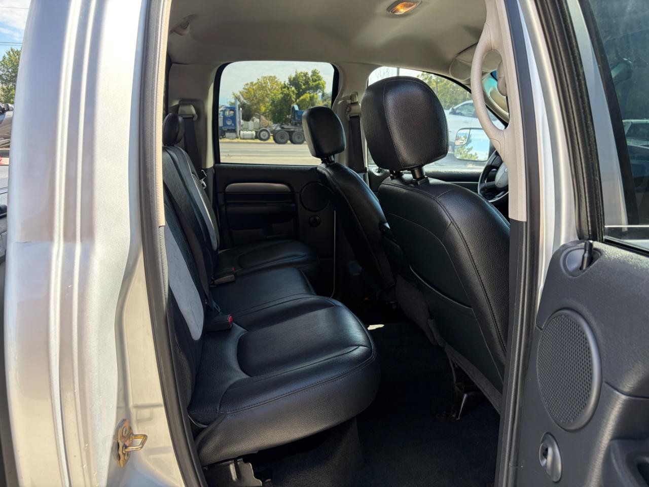 Used 2005 Dodge Ram 2500 Truck SLT AWD/4WD image 6