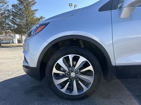 Used 2022 Buick Encore Preferred w/ Safety Package image 17