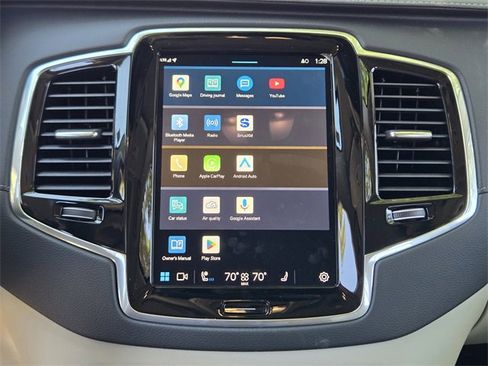 Used 2025 Volvo XC90 T8 Ultra w/ Protection Package Premier image 24