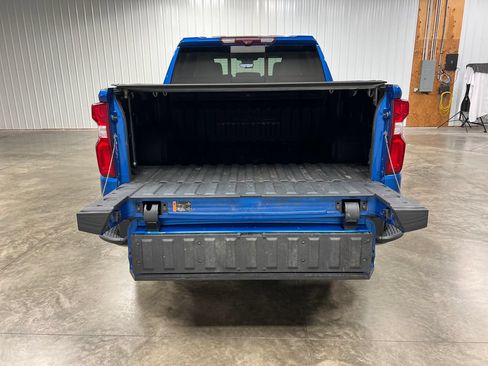Certified 2022 Chevrolet Silverado 1500 ZR2 w/ Technology Package AWD/4WD image 12