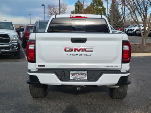 Used 2026 GMC Canyon Denali image 10