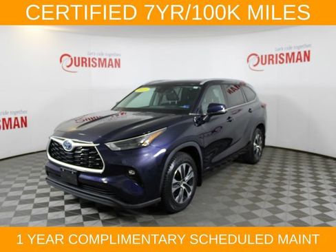 Used 2023 Toyota Highlander XLE AWD/4WD image 2