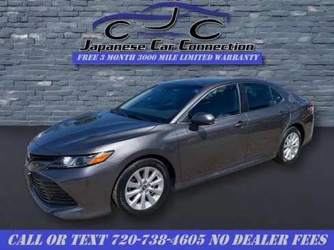 Used 2019 Toyota Camry LE FWD image 1