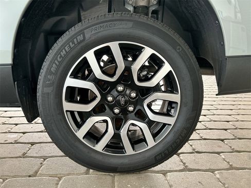 Used 2024 Ford Maverick Lariat image 47