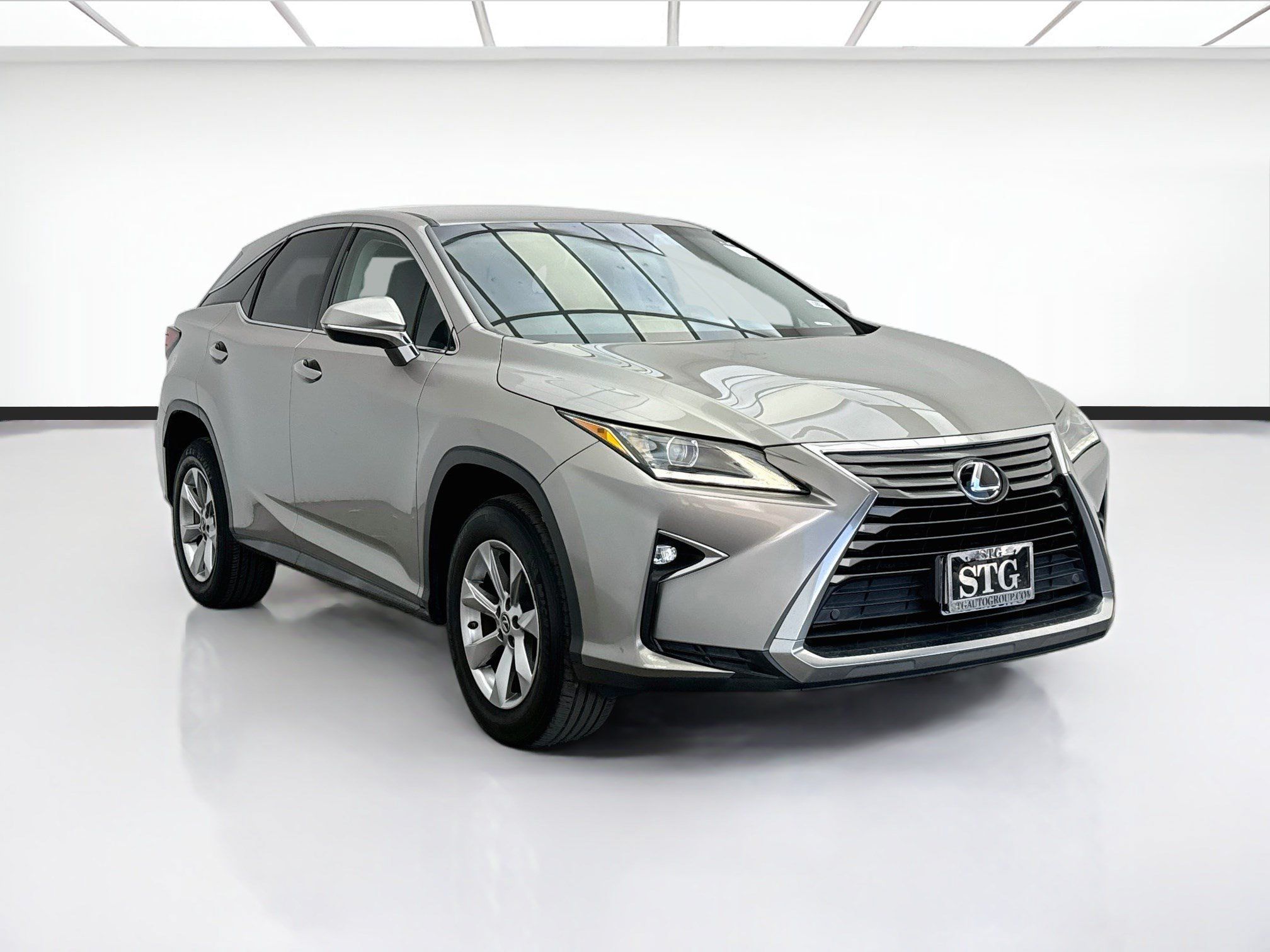 Used 2019 Lexus RX 350 AWD w/ Accessory Package image 3