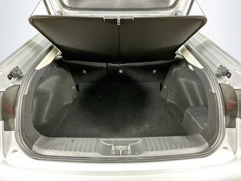 Used 2024 Toyota Prius LE image 27