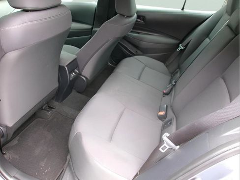 Used 2024 Toyota Corolla LE image 9