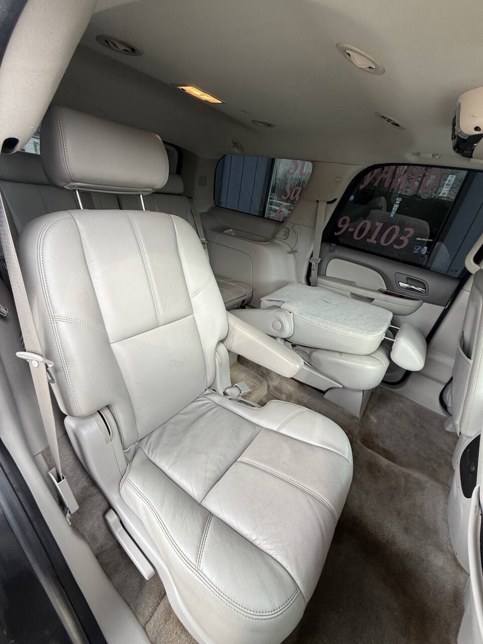 Used 2010 GMC Yukon SLT RWD image 9
