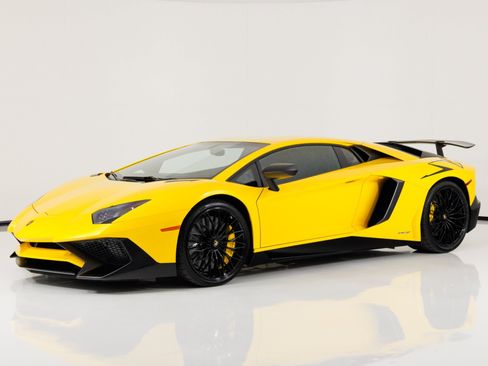 Used 2016 Lamborghini Aventador LP 750-4 Superveloce AWD/4WD image 8