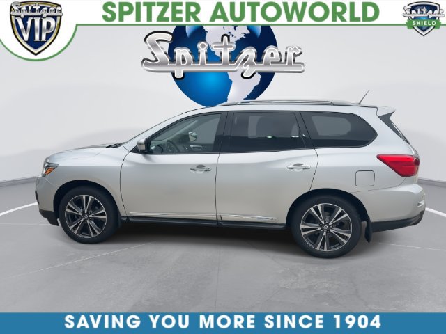 Used 2018 Nissan Pathfinder Platinum AWD/4WD image 7