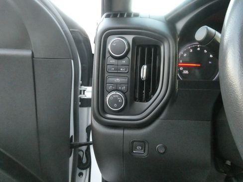 Used 2021 Chevrolet Silverado 1500 W/T w/ WT Fleet Convenience Package AWD/4WD image 15