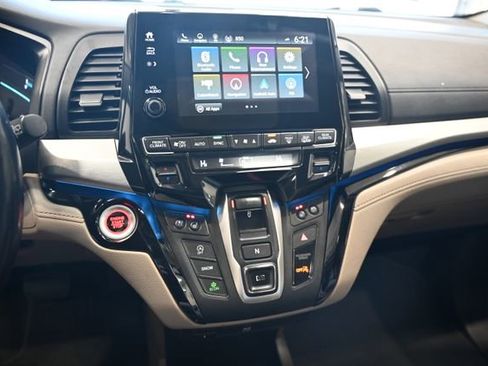 Used 2018 Honda Odyssey Elite image 15