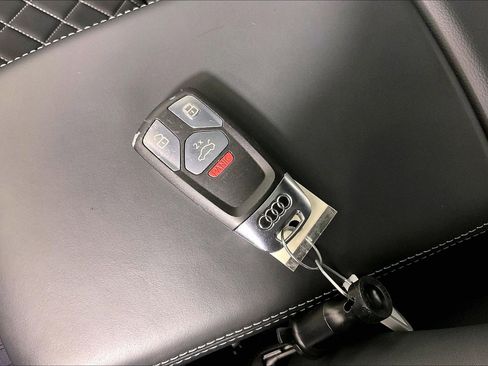 Used 2023 Audi S4 Premium Plus w/ Premium Plus Package image 29