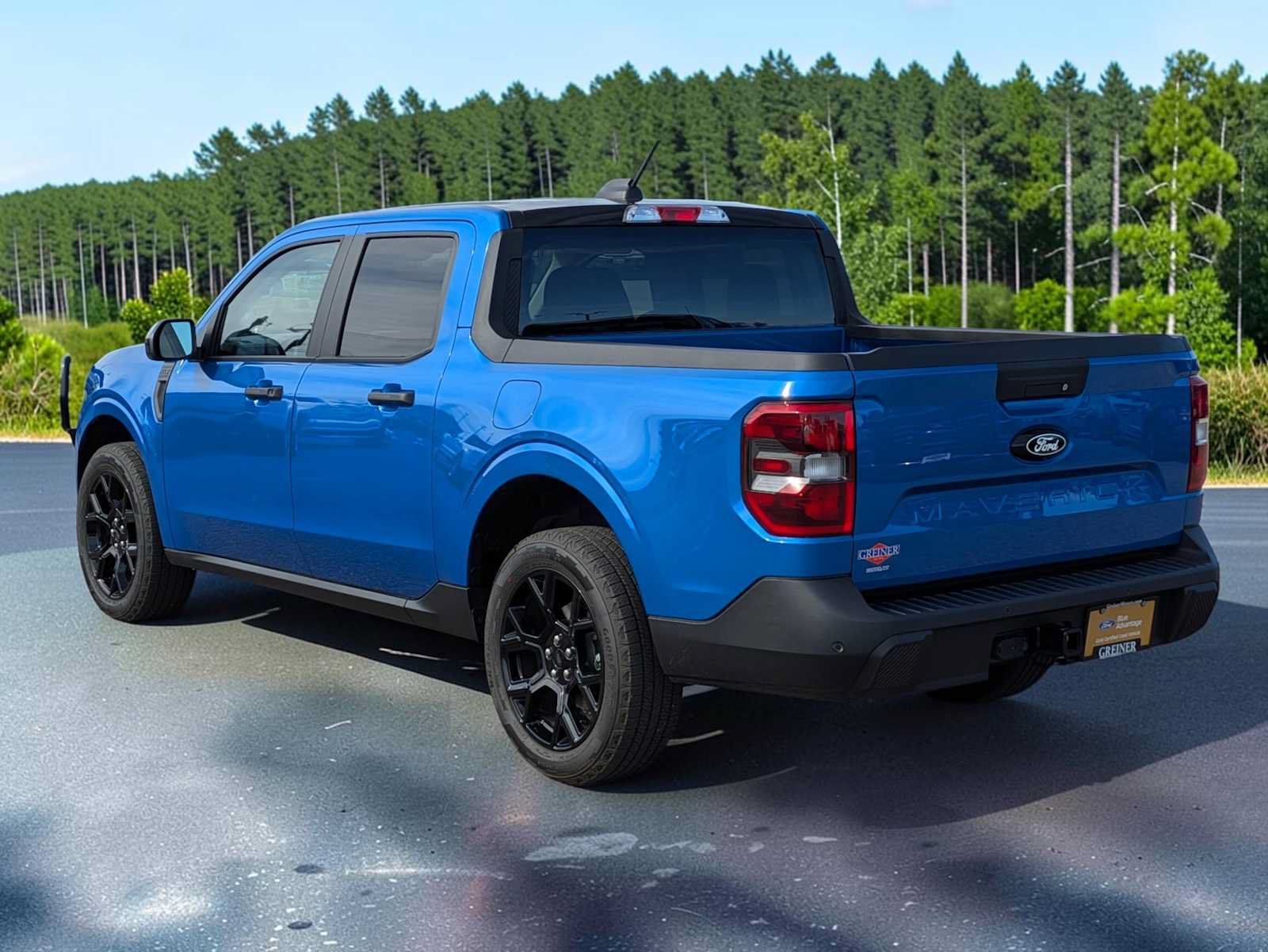 Certified 2025 Ford Maverick XLT w/ XLT Luxury Package AWD/4WD image 4
